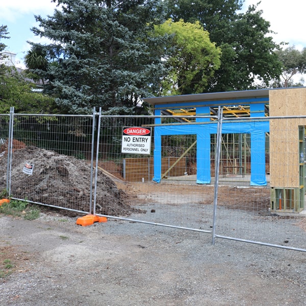 do you deliver and install temporary fencing and what's the cost for this in Chesterville